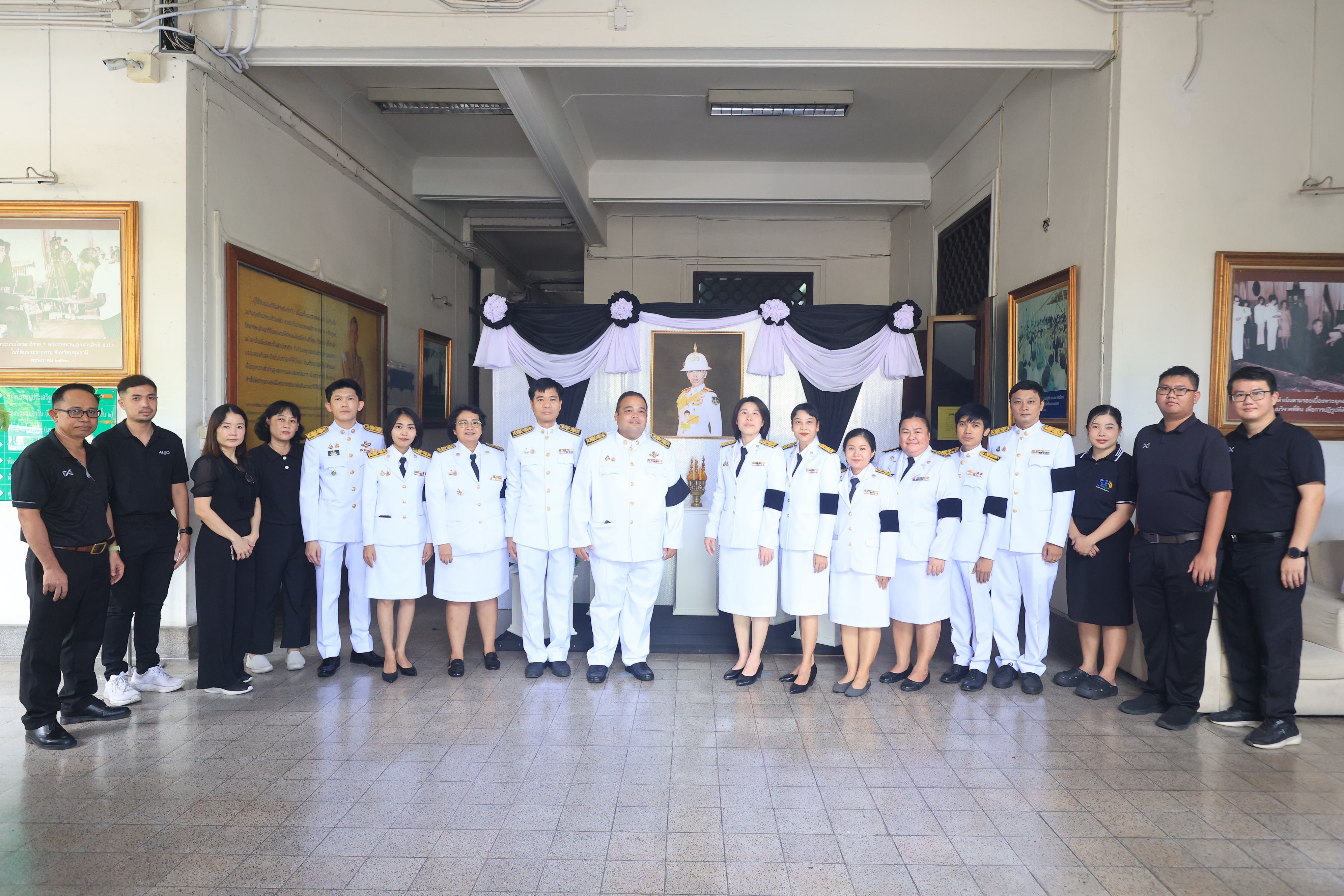 title - ส.ป.ก. ร่วมเข้าเฝ้าฯ และน้อมส่งเสด็จในการเคลื่อนขบวนอัญเชิญพระศพ สมเด็จพระเจ้าลูกเธอเจ้าฟ้าพัชรกิติยาภา นเรนทิราเทพยวดี กรมหลวงราชสาริณีสิริพัชร มหาวัชรราชธิดา สู่พระบรมมหาราชวัง